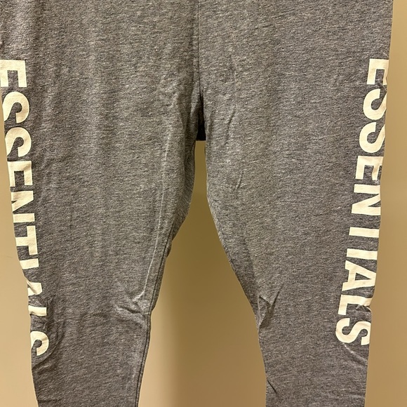 New Fear of God Essentials drop crotch high rise side logo legging lounge pants - Picture 5 of 12